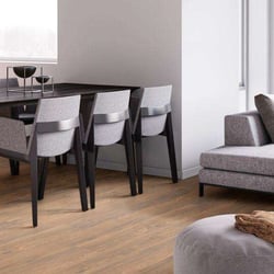 Modern Dining room with Vinyl Timber Flooring Polyflor_MiPlank