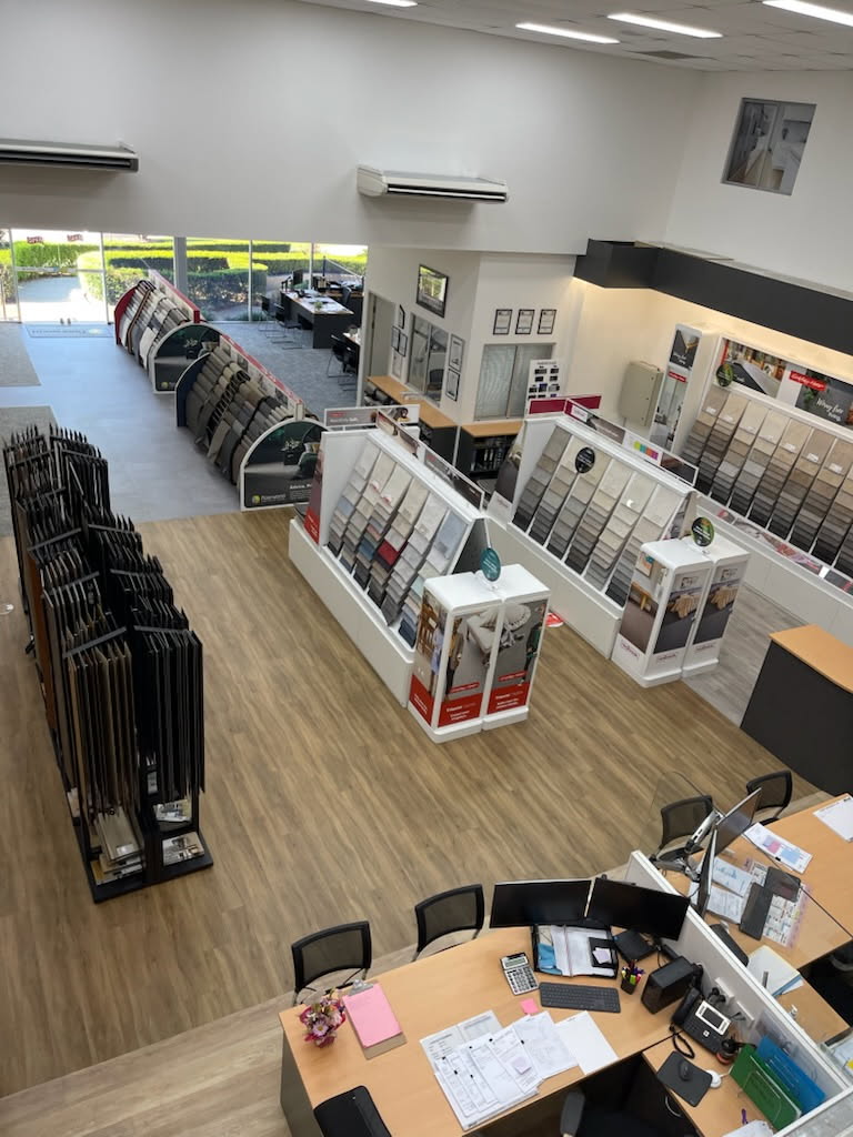 store-hoppens-floorworld-interior
