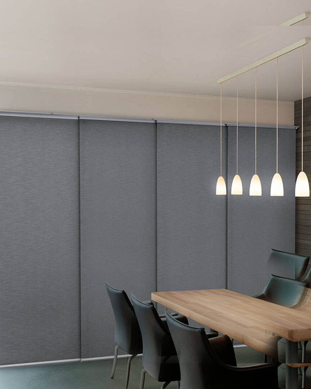 floorworld-window-furnishings-panel-glides-lifestyle-1