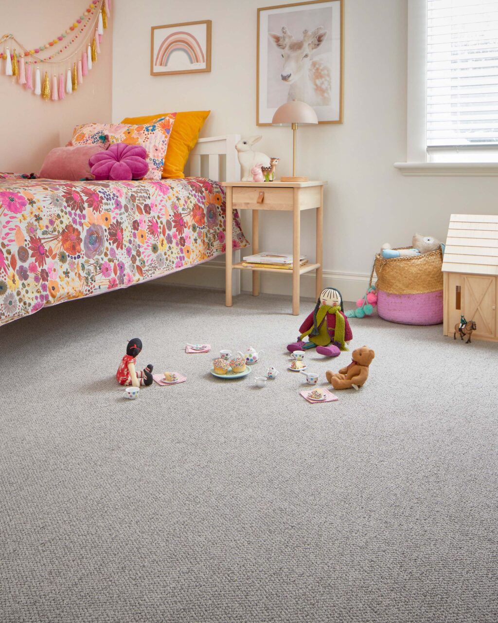 godfrey-hirst-nylon-carpet-modern-texture-lifestyle-1