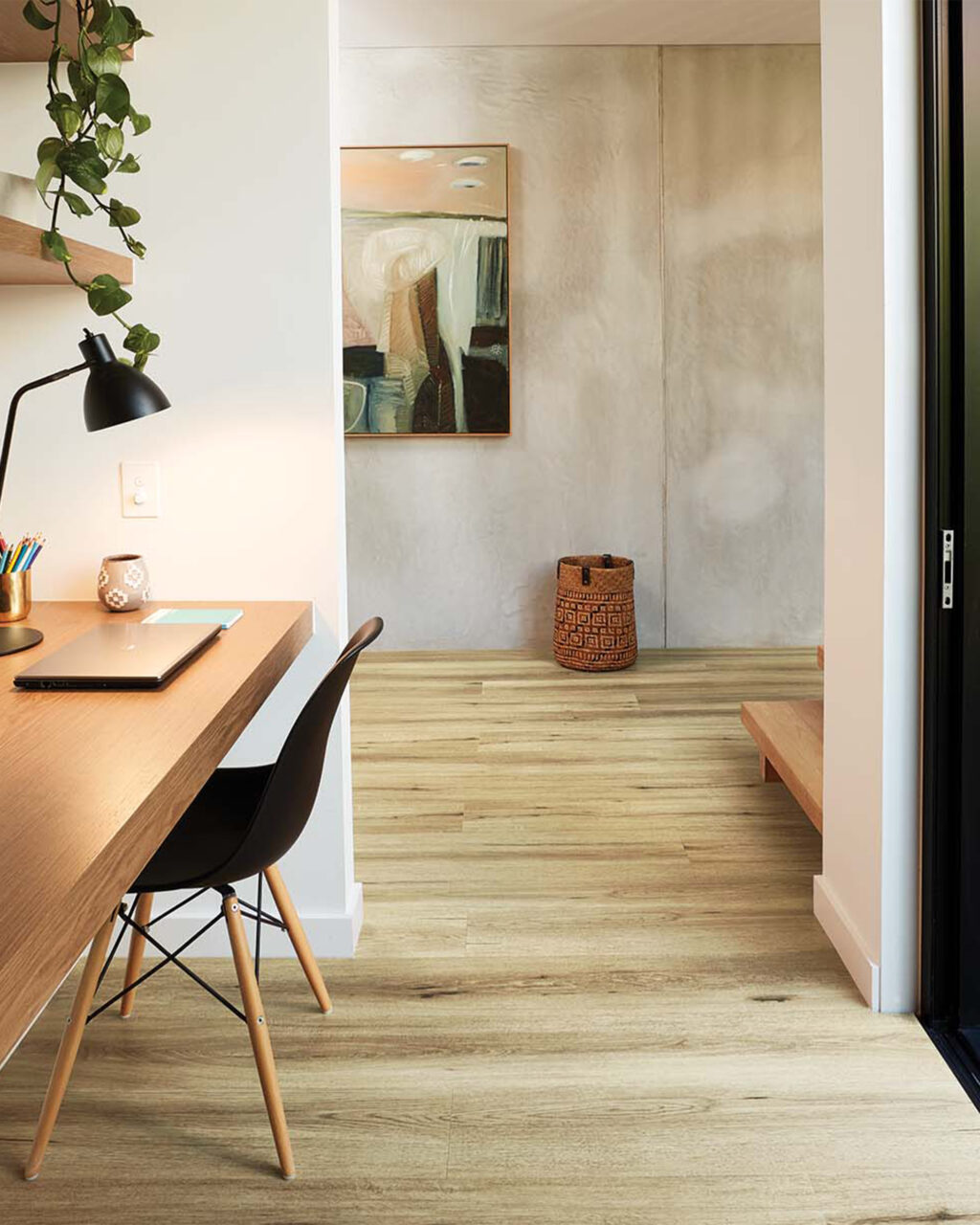 Natural Oak 5.0 Vinyl Plank – Lifestyle Image 2 | Floorworld