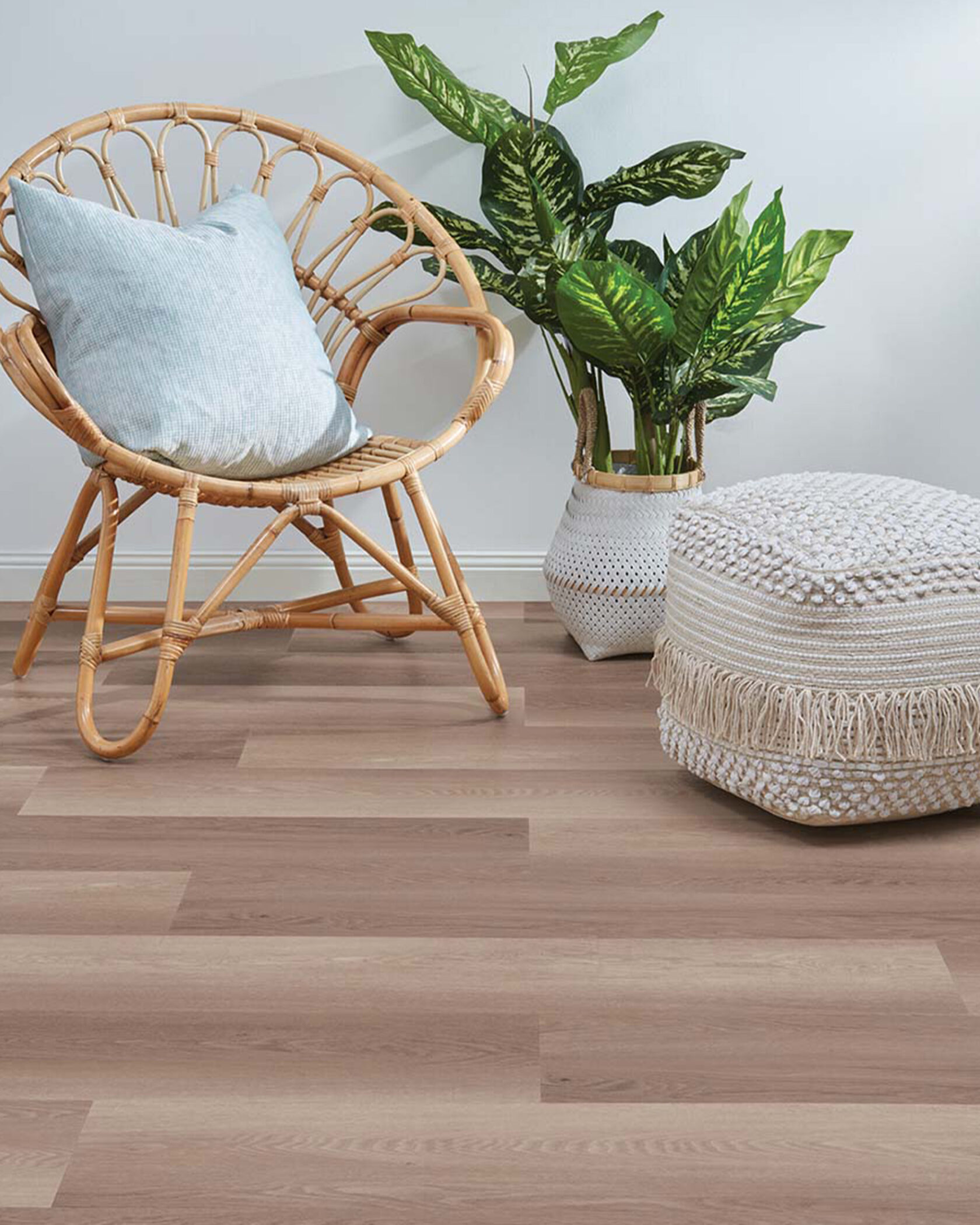 Smoked Oak 5.0 Vinyl Plank – Lifestyle Image 2 | Floorworld