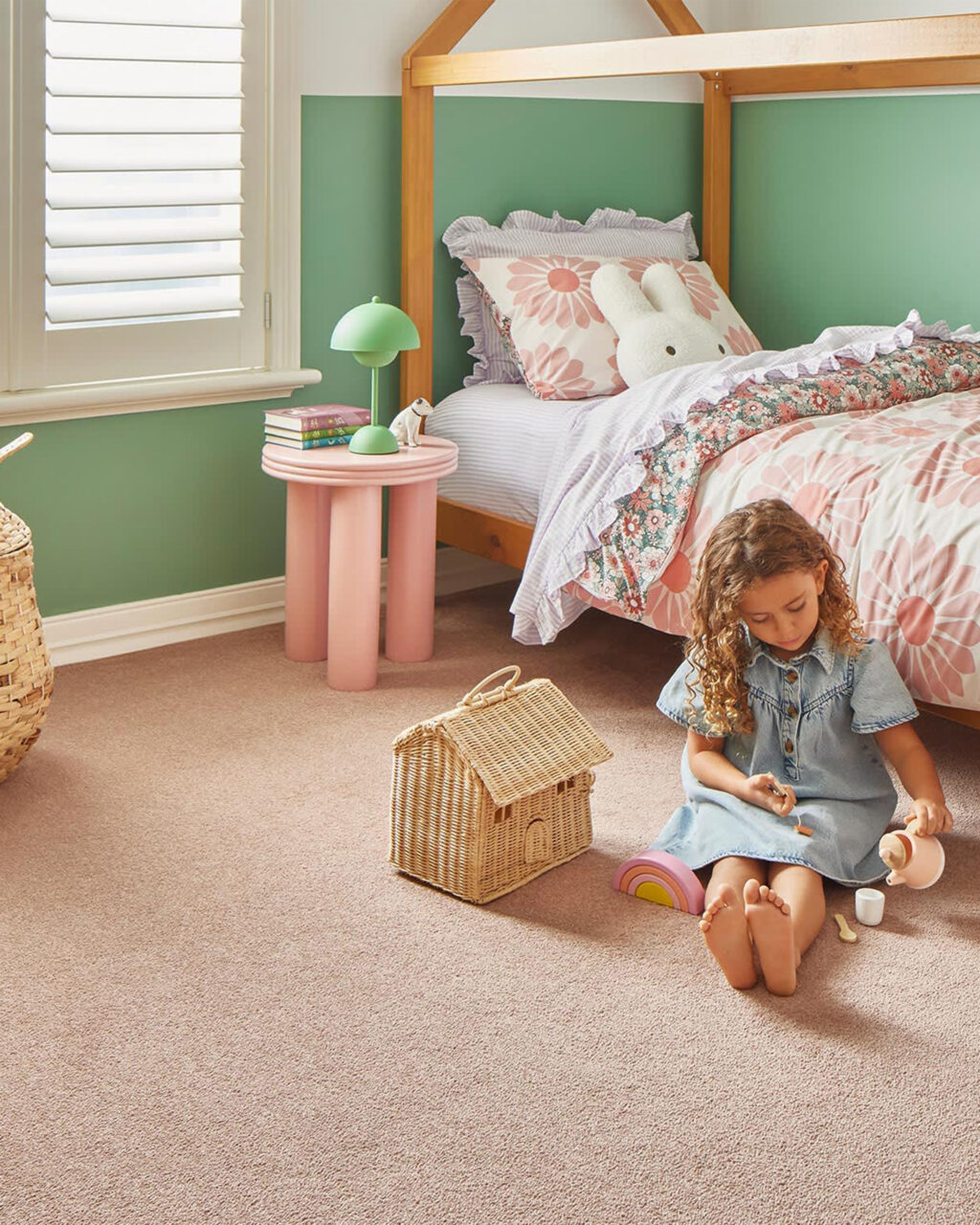 redbook-triexta-triexta-carpet-scenic-view-lifestyle-1